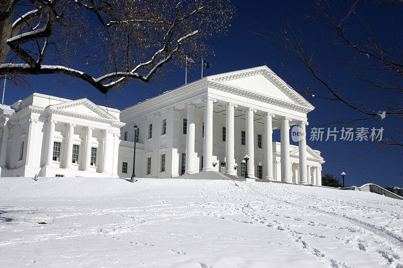 冬天的弗吉尼亚州国会大厦