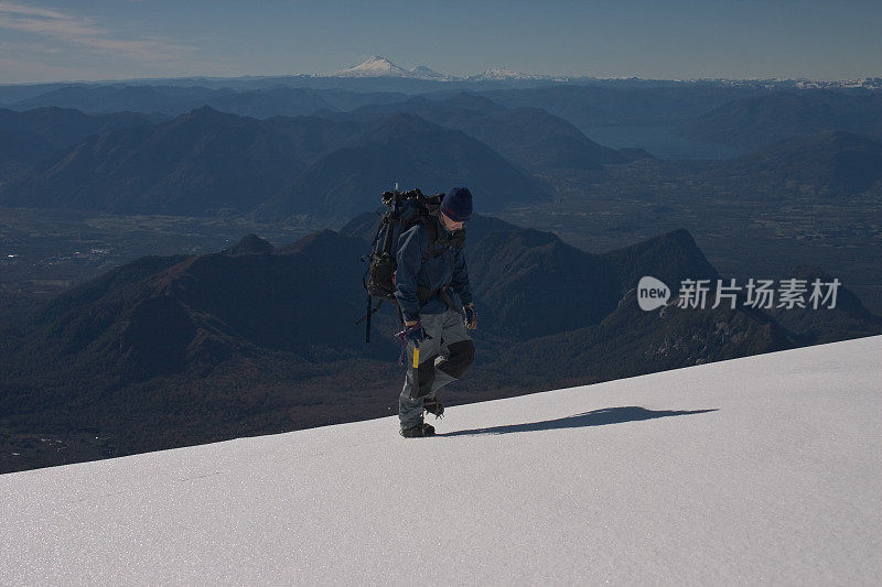 我在爬维拉里卡火山