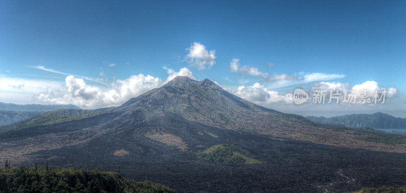 巴图尔火山在巴厘岛