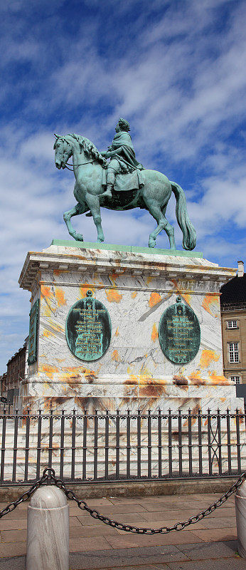 腓特烈五世在哥本哈根的阿马林堡