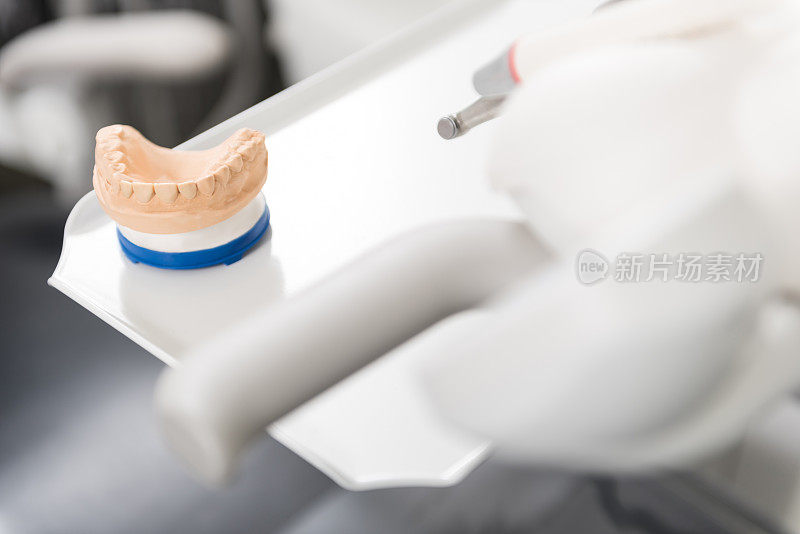 口腔医学牙齿模拟装置