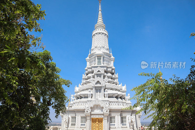 柬埔寨金边乌东白佛寺