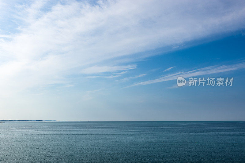 美丽的海上风景