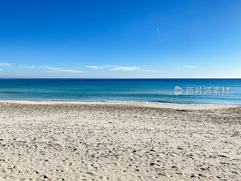 平静的海滩