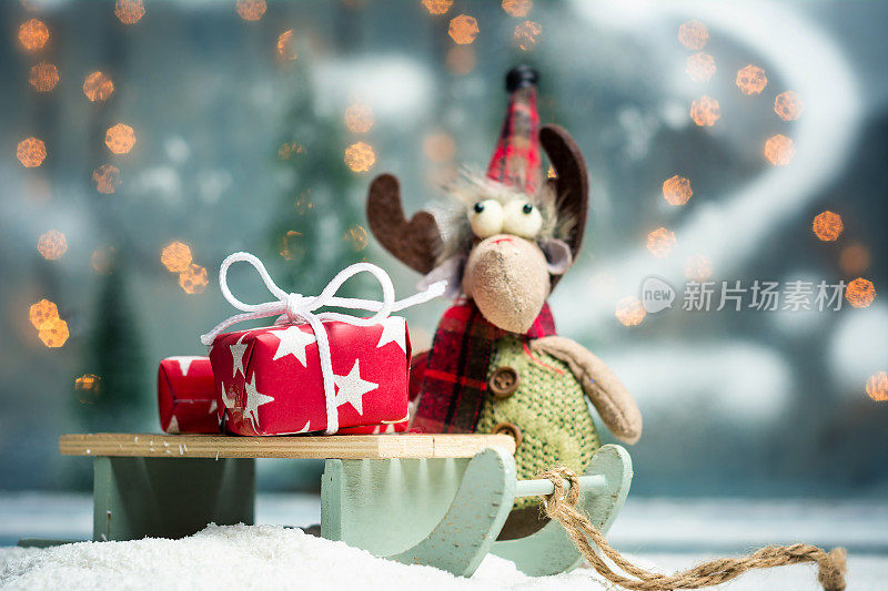 驯鹿雪橇作为圣诞礼物和节日背景