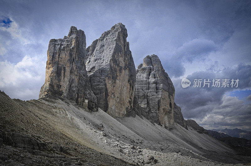 特雷・西梅・迪・拉瓦雷多（德雷・津宁），意大利多洛米蒂，欧洲