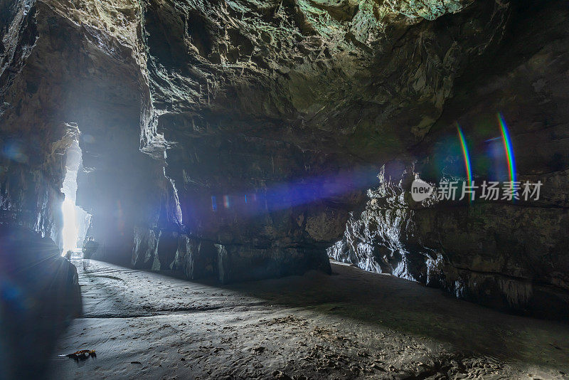 宏伟的大教堂洞穴，卡特林，新西兰