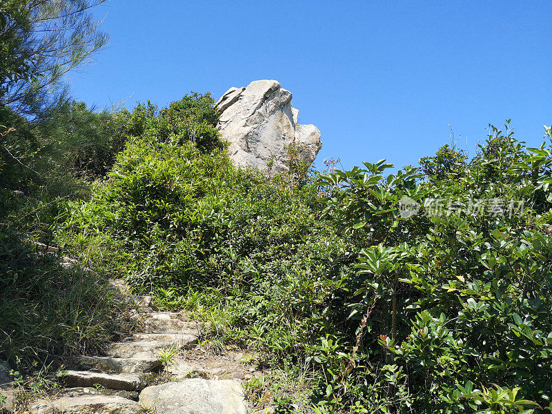 香港清水湾高舢板山径的岩石