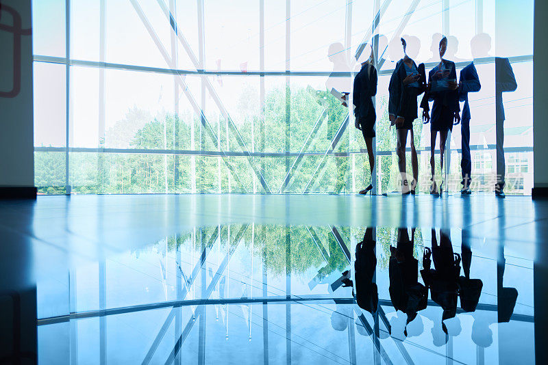 办公室大堂员工