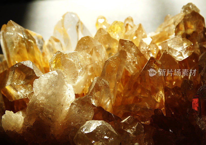 黄水晶晶洞地质晶体