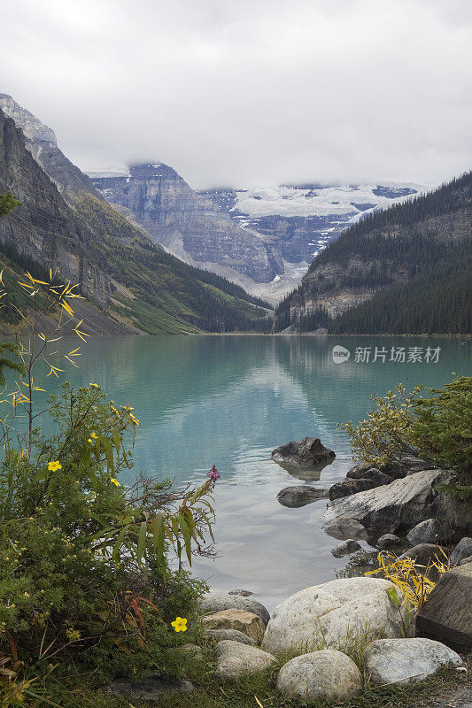 露易丝湖