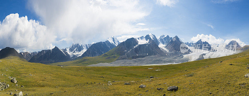 阿尔泰山脉