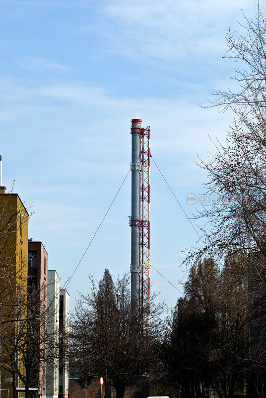 用于住宅建筑的电厂热水