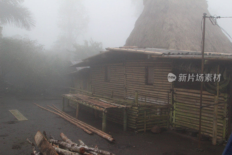 印度尼西亚:Wogo山部落村