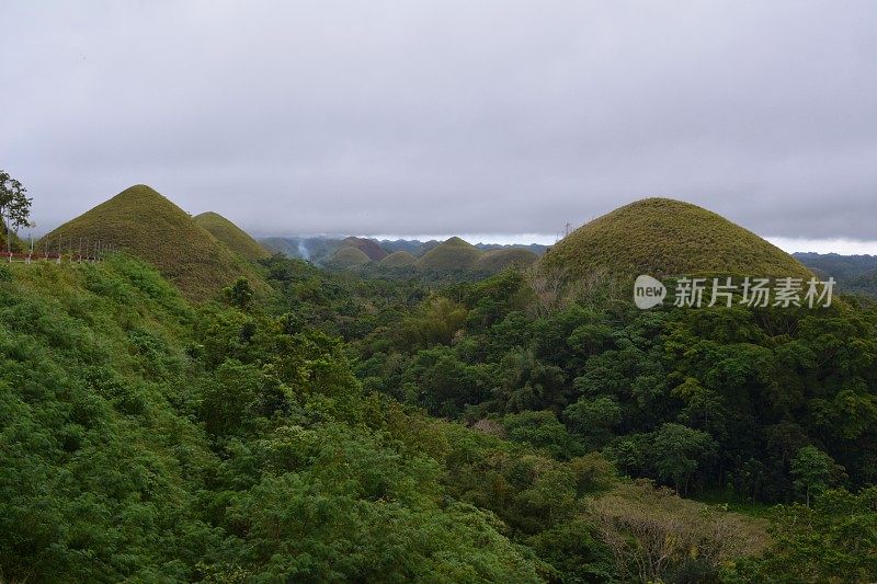 巧克力山，菲律宾保和岛