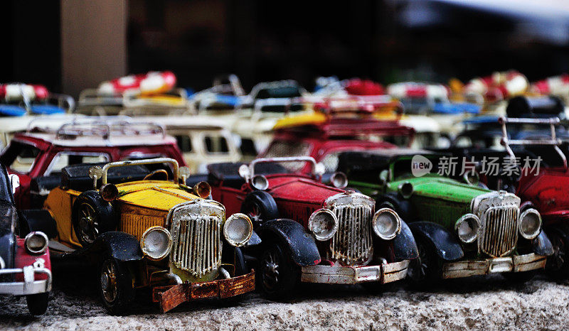 古董玩具汽车