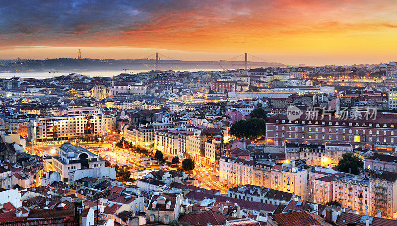 日落时分的葡萄牙里斯本历史名城