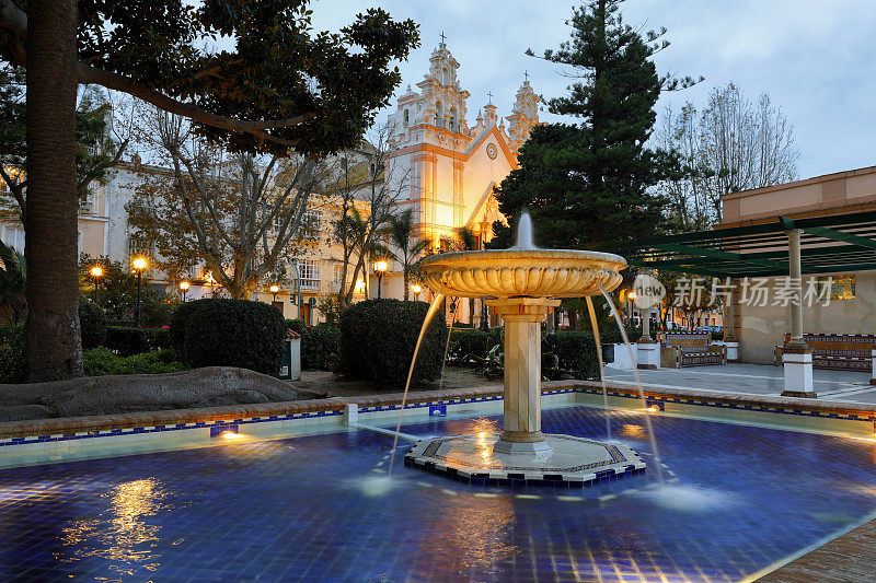 西班牙加的斯的阿拉米达喷泉