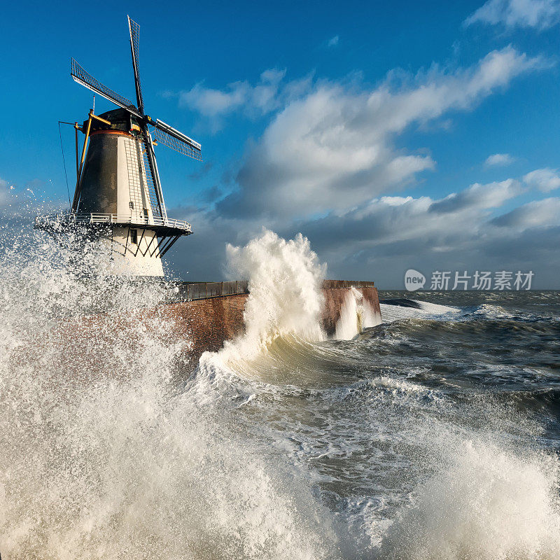 荷兰海岸有风暴