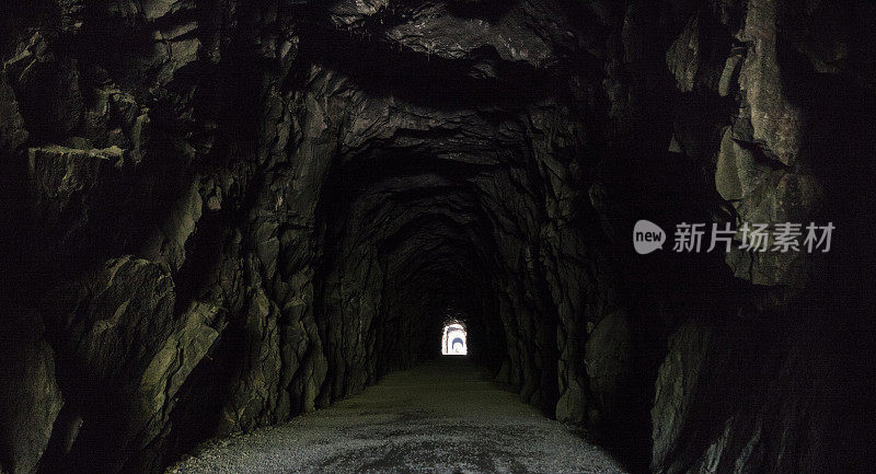 奥赛罗隧道1号隧道，位于加拿大不列颠哥伦比亚省的科基哈拉峡谷省级公园