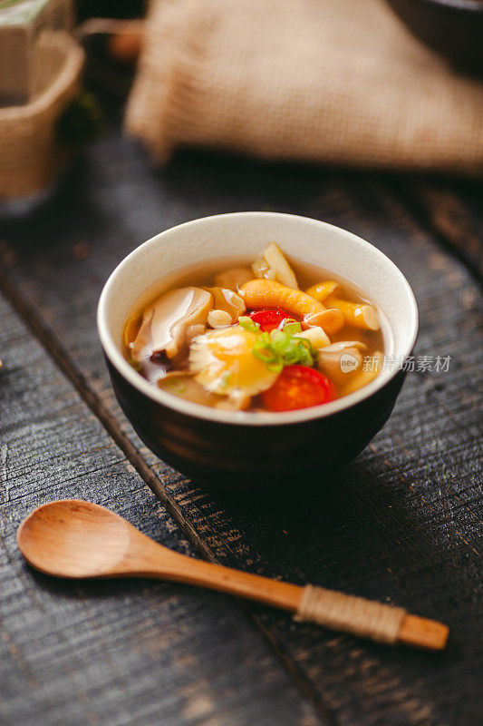 香菇汤，中国特色，云南特产