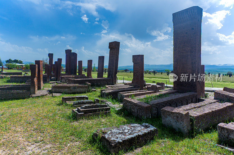 土耳其阿拉特塞尔柱的墓碑