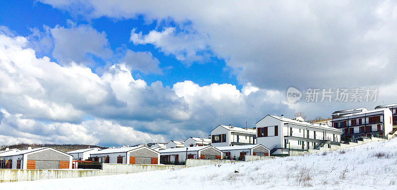 雪村和多云的天空