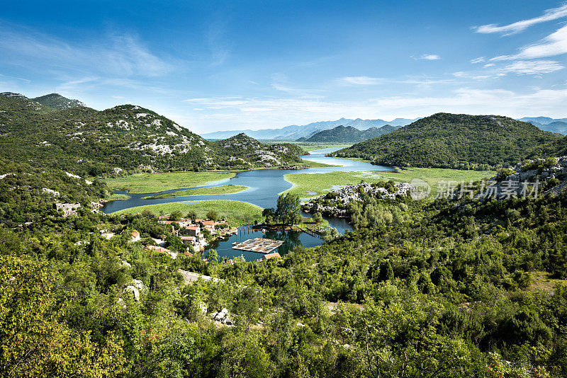 Karuc村,黑山