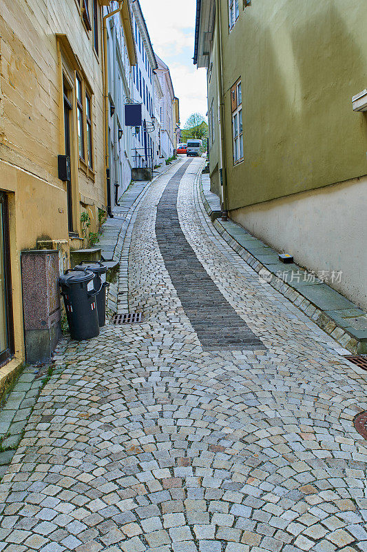 卑尔根的街道有漂亮的人行道