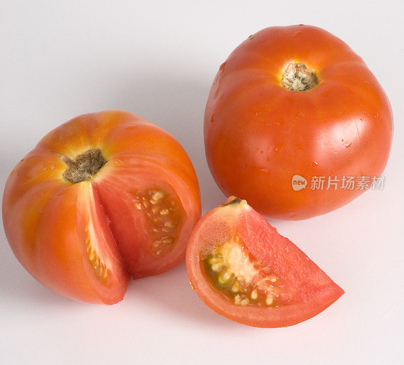 新鲜tomatos