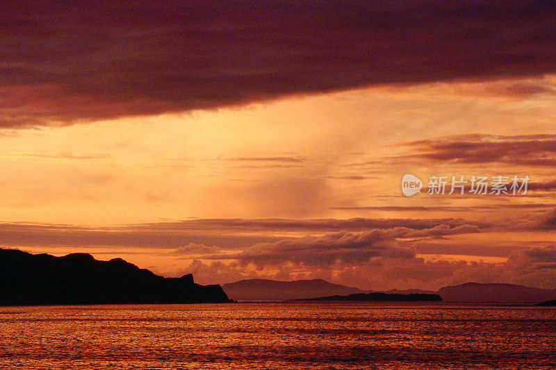 斯凯岛内赫布里底群岛，海山，天空，云彩，日落，日出，风景优美