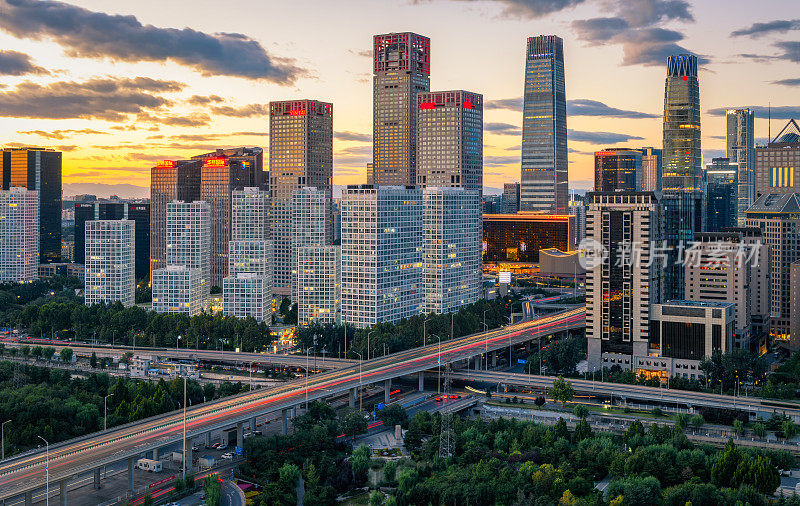 日落时分的北京全景