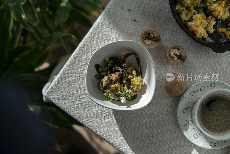 自制蔬菜鸡蛋炒饭