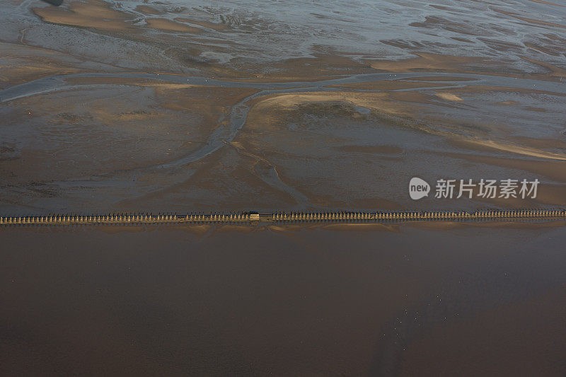 英国爱丁堡附近的北海海岸-鸟瞰图