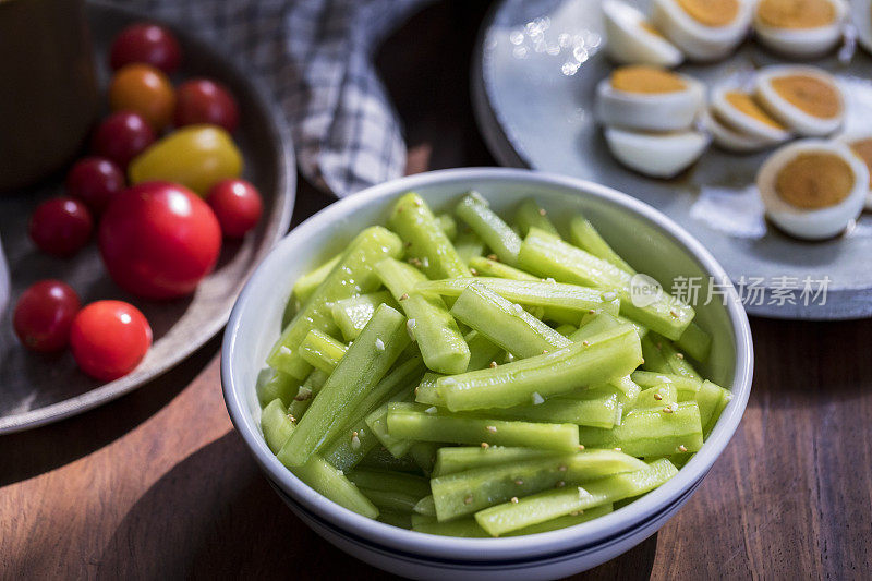 中式早餐:豆浆油条