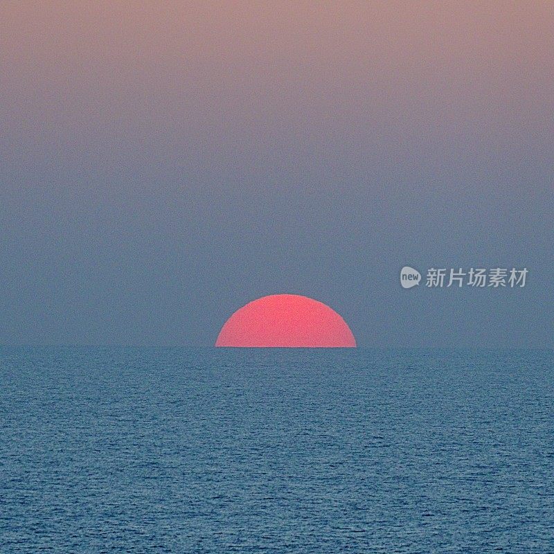 海上日落