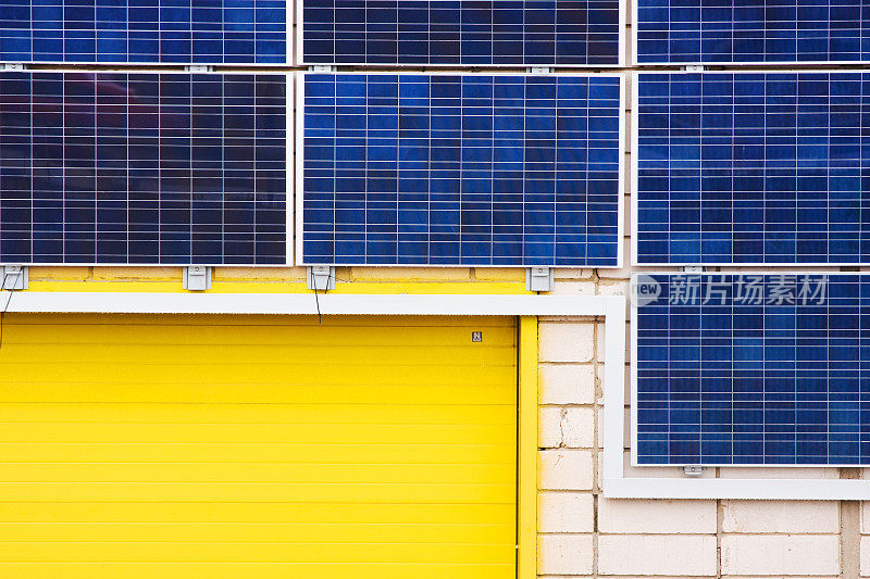太阳能电池板工厂。