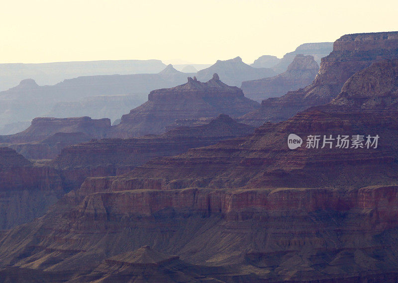 大峡谷的抽象视图