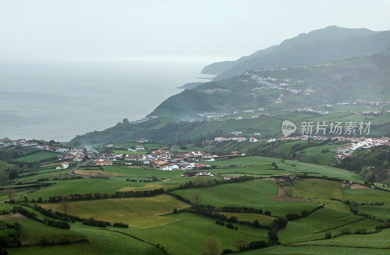 亚速尔群岛的高角度海岸风景