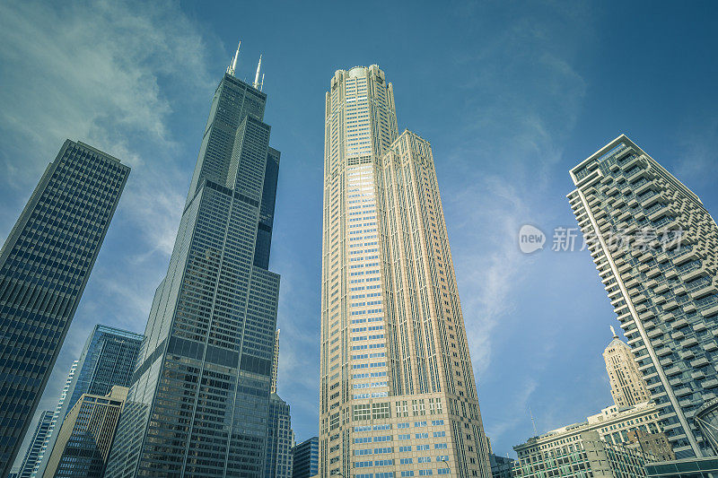 伊利诺斯州芝加哥金融区的摩天大楼