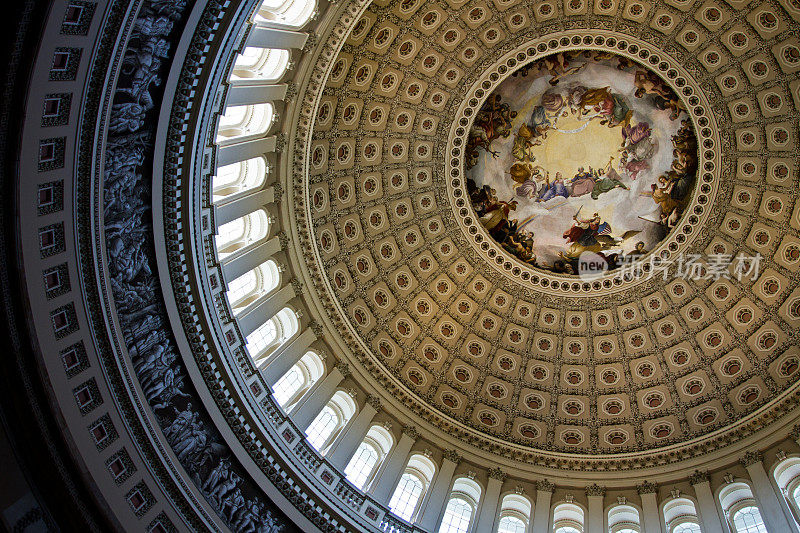 华盛顿特区国会大厦圆顶的内部圆形大厅