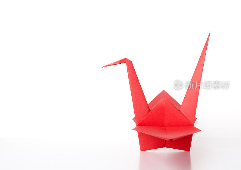 红色纸鹤