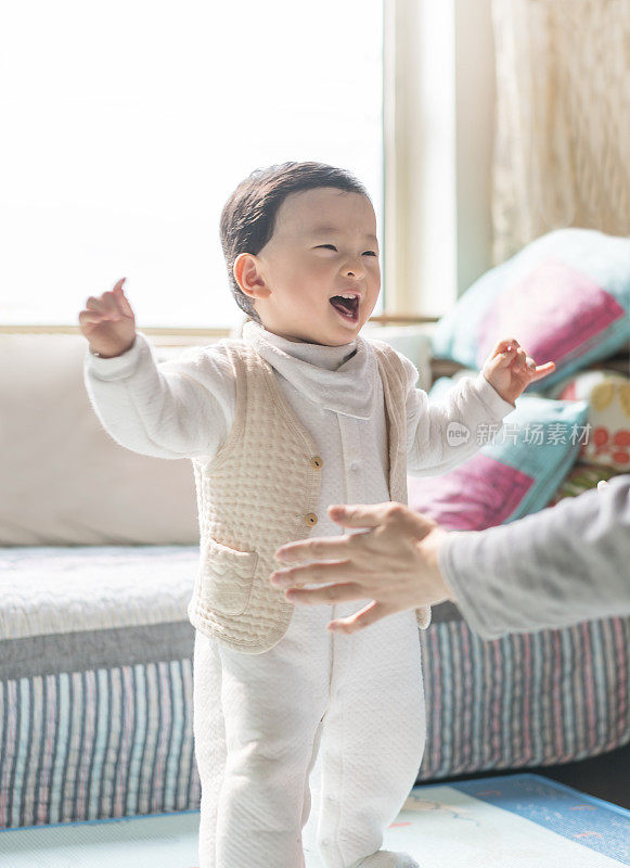 婴儿