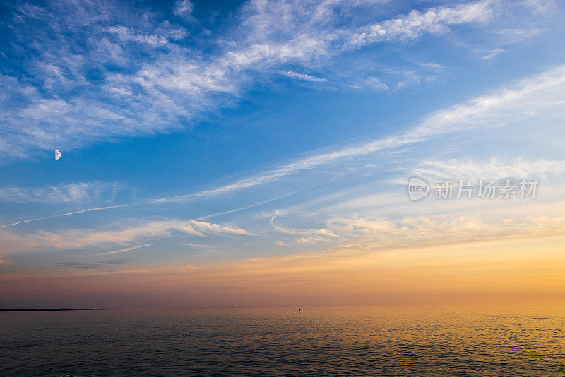 美丽的海上风景