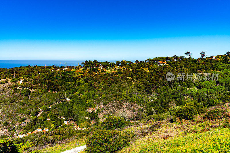 葡萄牙阿尔卡比德切，通往地狱之口的N247公路上的风景