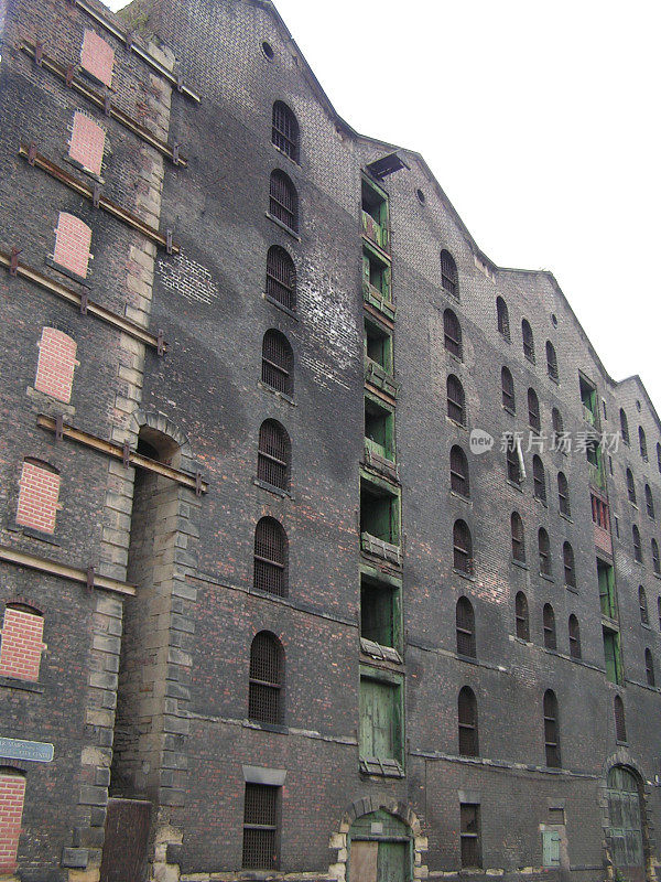 旧的工厂