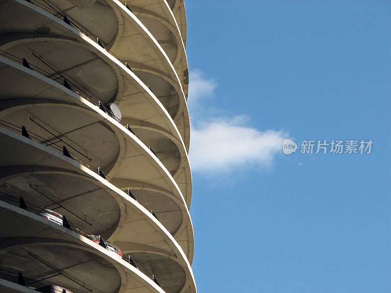 芝加哥码头大厦停车场甲板特写