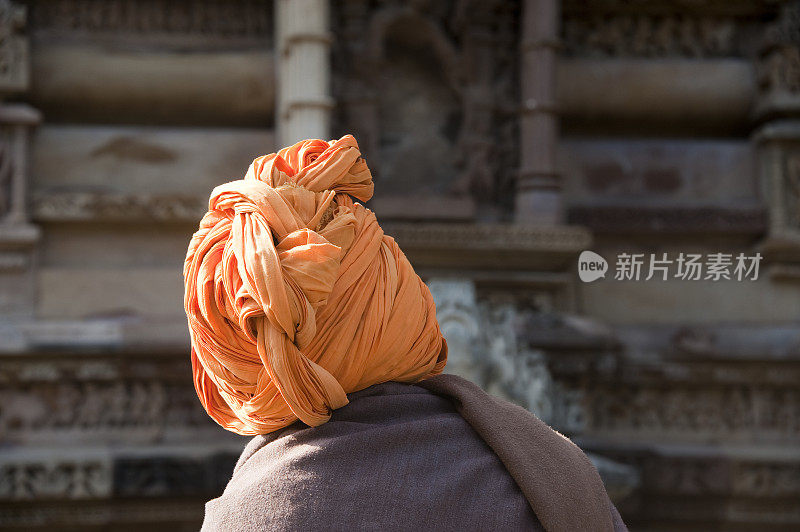 带着彩色头巾的印度人，卡朱拉霍