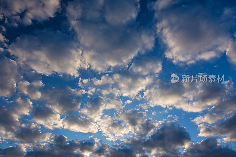 深蓝Cloudscape