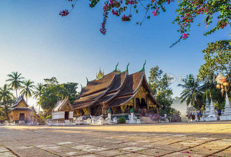老挝琅勃拉邦的金城寺。湘通寺是老挝最重要的寺院之一。